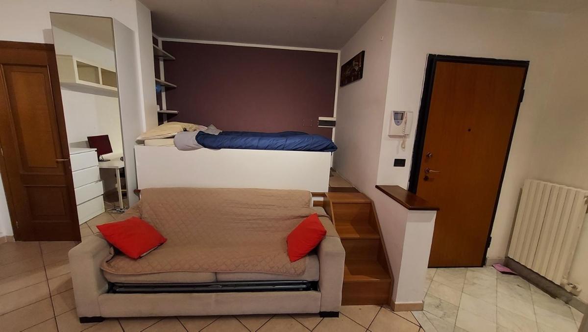 Apartment Near Metro Turin Exterior foto